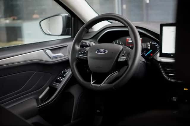 Ford Focus (2023) thumbnail 27