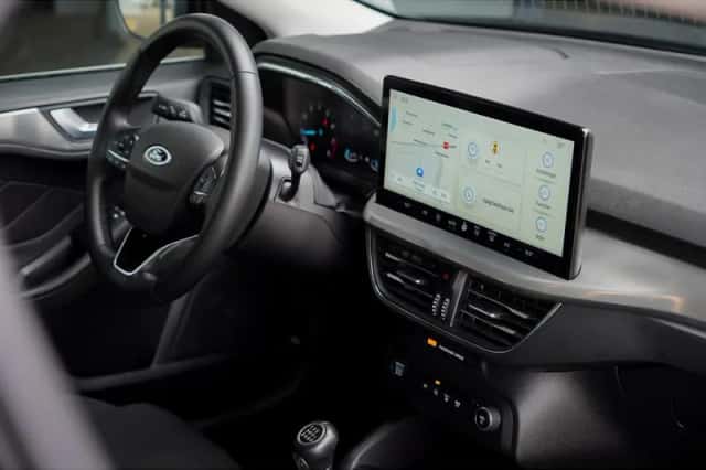 Ford Focus (2023) thumbnail 30