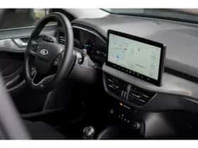 Ford Focus (2023) thumbnail 30