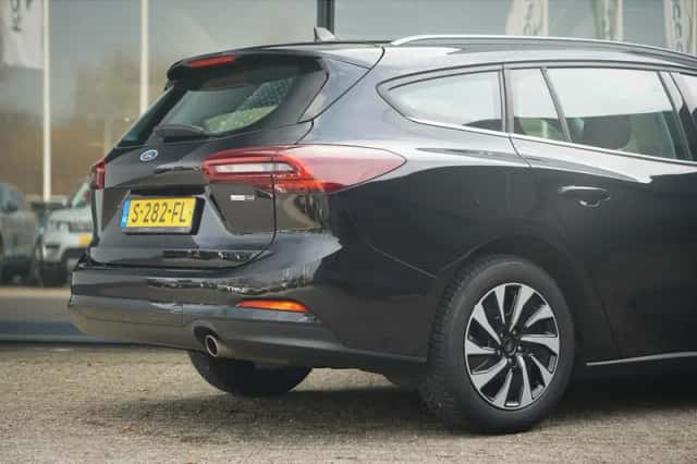 Ford Focus (2023) thumbnail 31