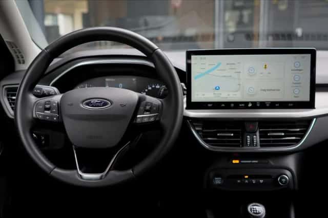 Ford Focus (2023) thumbnail 33
