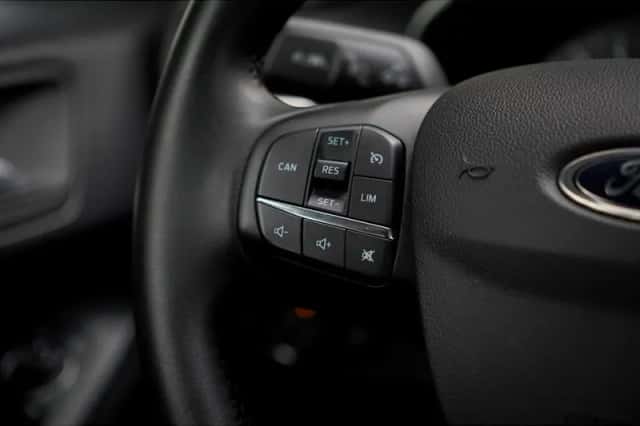 Ford Focus (2023) thumbnail 35
