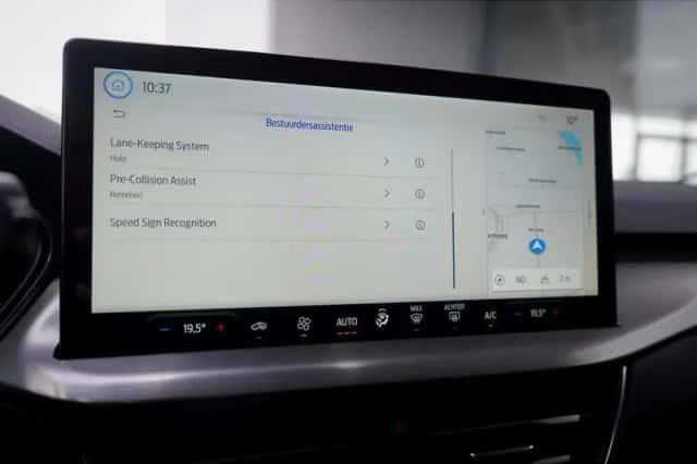 Ford Focus (2023) thumbnail 45