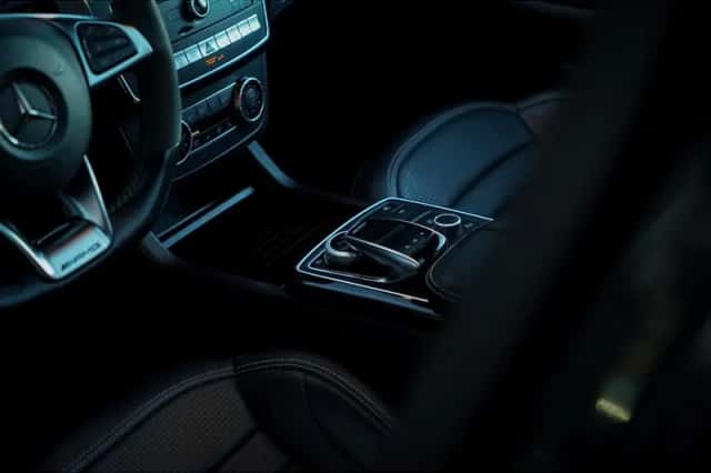 Mercedes-Benz GLE (2016) thumbnail 31