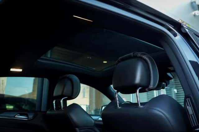 Mercedes-Benz GLE (2016) thumbnail 36