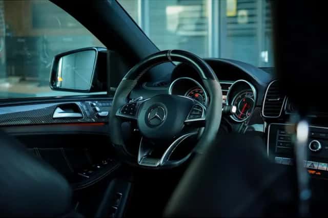 Mercedes-Benz GLE (2016) thumbnail 37