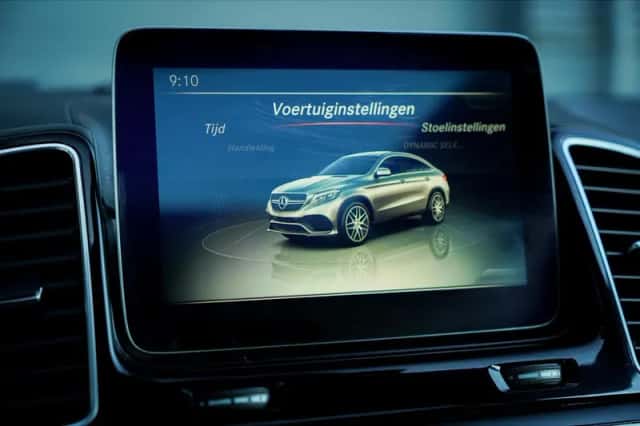Mercedes-Benz GLE (2016) thumbnail 51