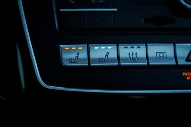 Mercedes-Benz GLE (2016) thumbnail 59