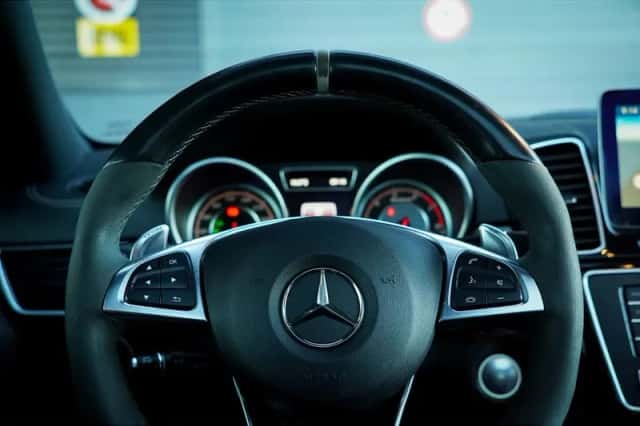 Mercedes-Benz GLE (2016) thumbnail 67