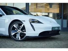 Porsche Taycan (2021) thumbnail 23