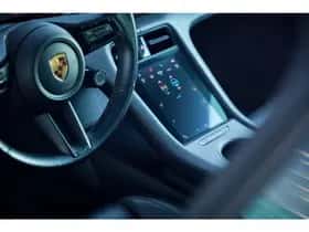 Porsche Taycan (2021) thumbnail 26