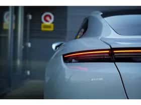 Porsche Taycan (2021) thumbnail 39