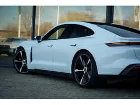Porsche Taycan (2021) thumbnail 54