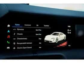 Porsche Taycan (2021) thumbnail 56