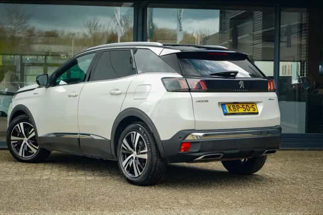 Peugeot 3008 (2021) thumbnail 13