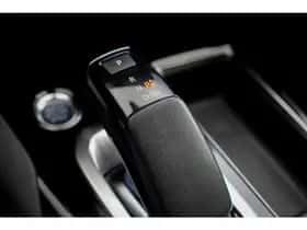 Peugeot 3008 (2021) thumbnail 15