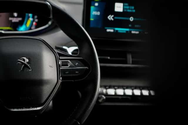 Peugeot 3008 (2021) thumbnail 16
