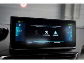 Peugeot 3008 (2021) thumbnail 18