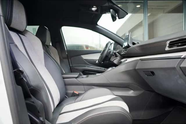 Peugeot 3008 (2021) thumbnail 19