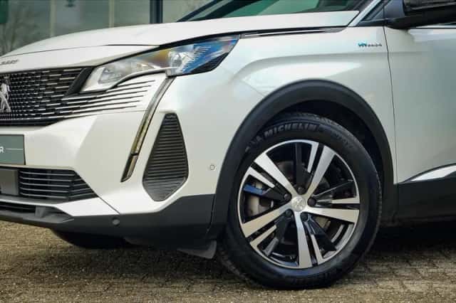 Peugeot 3008 (2021) thumbnail 20