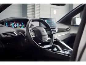 Peugeot 3008 (2021) thumbnail 6