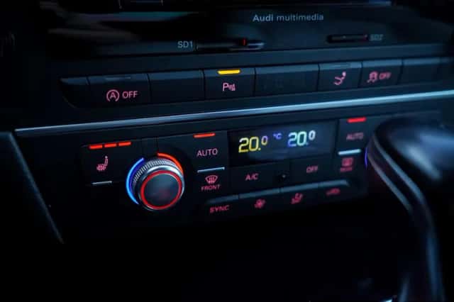 Audi S7 (2016) thumbnail 17