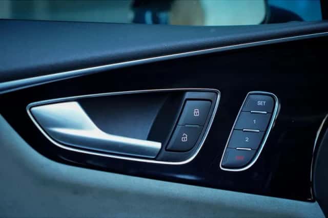 Audi S7 (2016) thumbnail 40