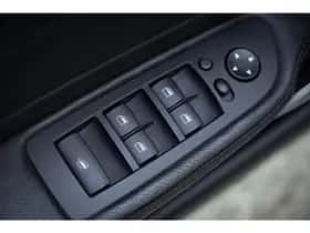 BMW 1-Serie (2010) thumbnail 15