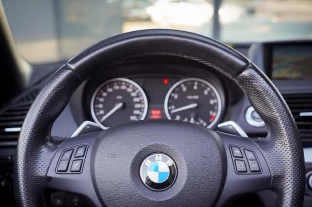 BMW 1-Serie (2010) thumbnail 17