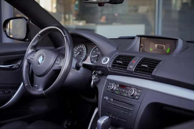 BMW 1-Serie (2010) thumbnail 35