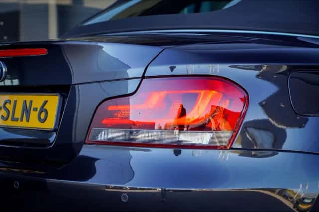 BMW 1-Serie (2010) thumbnail 38