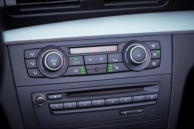 BMW 1-Serie (2010) thumbnail 46
