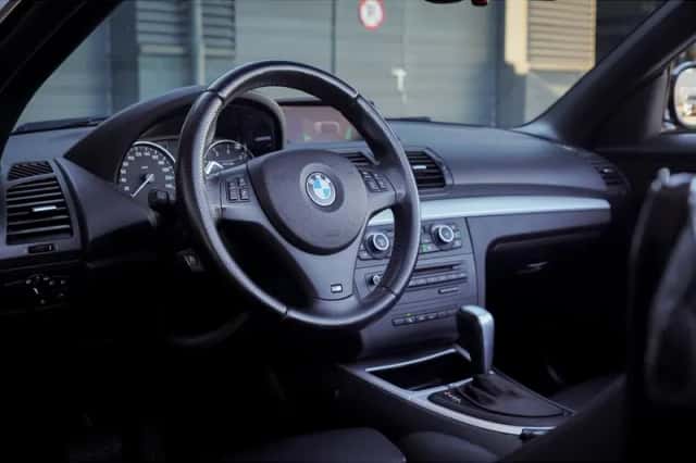 BMW 1-Serie (2010) thumbnail 6