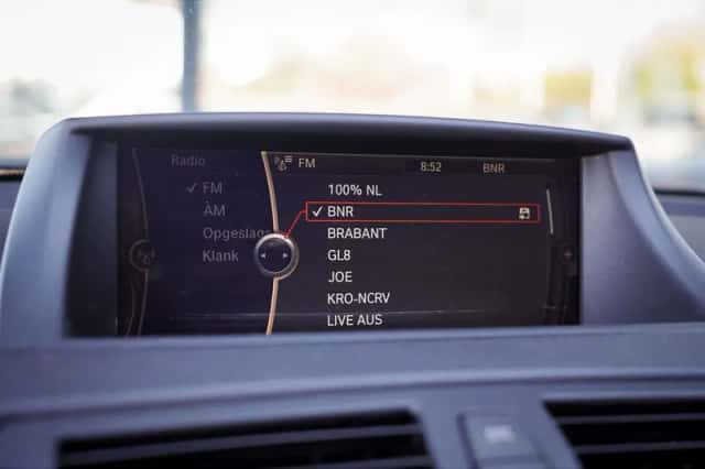 BMW 1-Serie (2010) thumbnail 54
