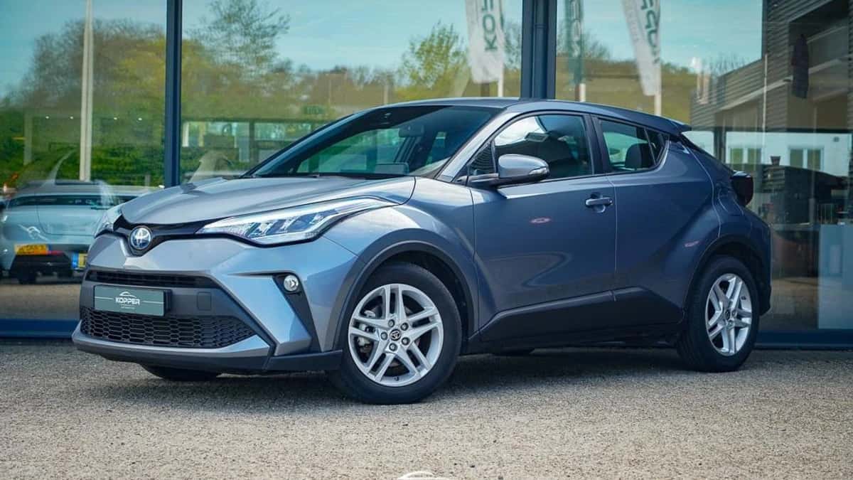 Toyota C-HR (2023) — foto 1
