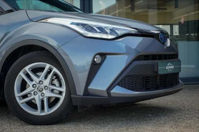 Toyota C-HR (2023) thumbnail 27