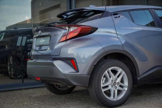 Toyota C-HR (2023) thumbnail 38