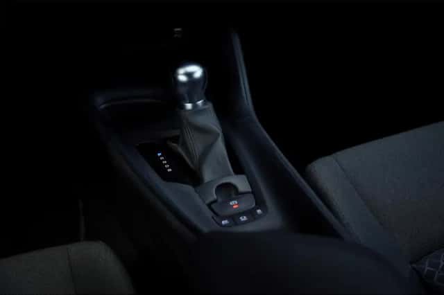 Toyota C-HR (2023) thumbnail 43
