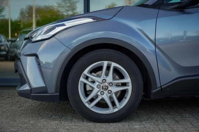 Toyota C-HR (2023) thumbnail 46