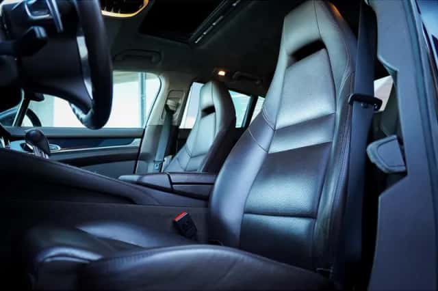 Porsche Panamera (2013) thumbnail 2