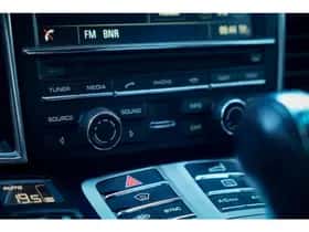Porsche Panamera (2013) thumbnail 25