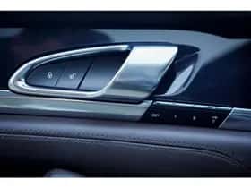 Porsche Panamera (2013) thumbnail 37