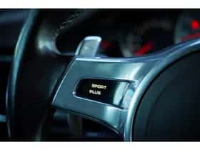 Porsche Panamera (2013) thumbnail 45