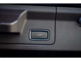Porsche Panamera (2013) thumbnail 46