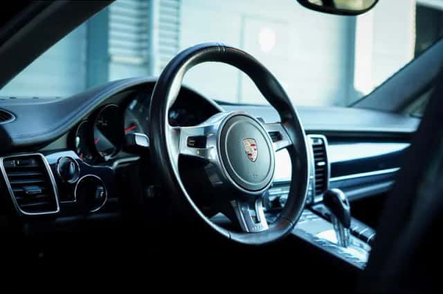 Porsche Panamera (2013) thumbnail 6