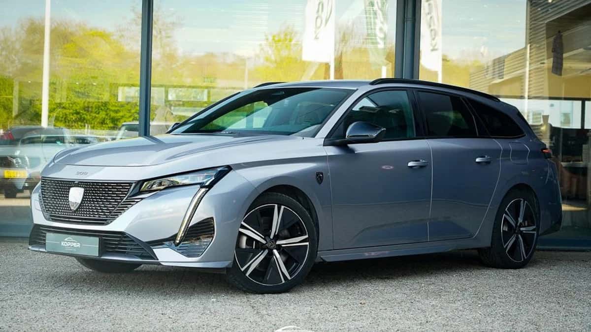 Peugeot 308 — foto 1