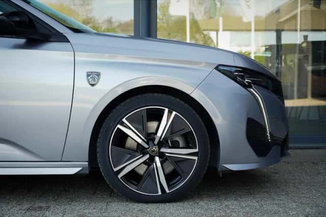 Peugeot 308 (2024) thumbnail 11