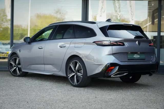 Peugeot 308 (2024) thumbnail 14