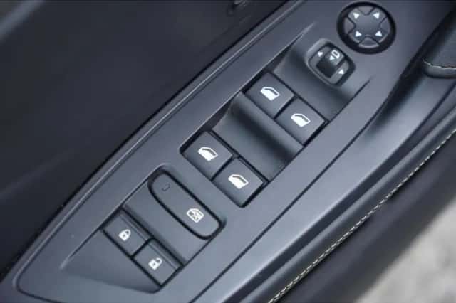 Peugeot 308 (2024) thumbnail 15