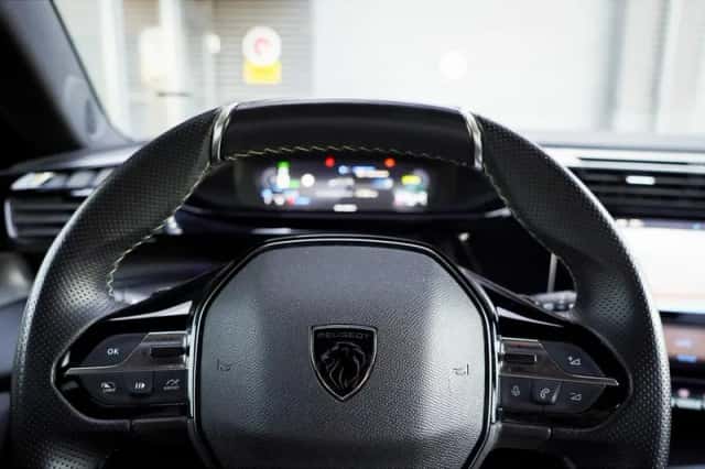 Peugeot 308 (2024) thumbnail 16